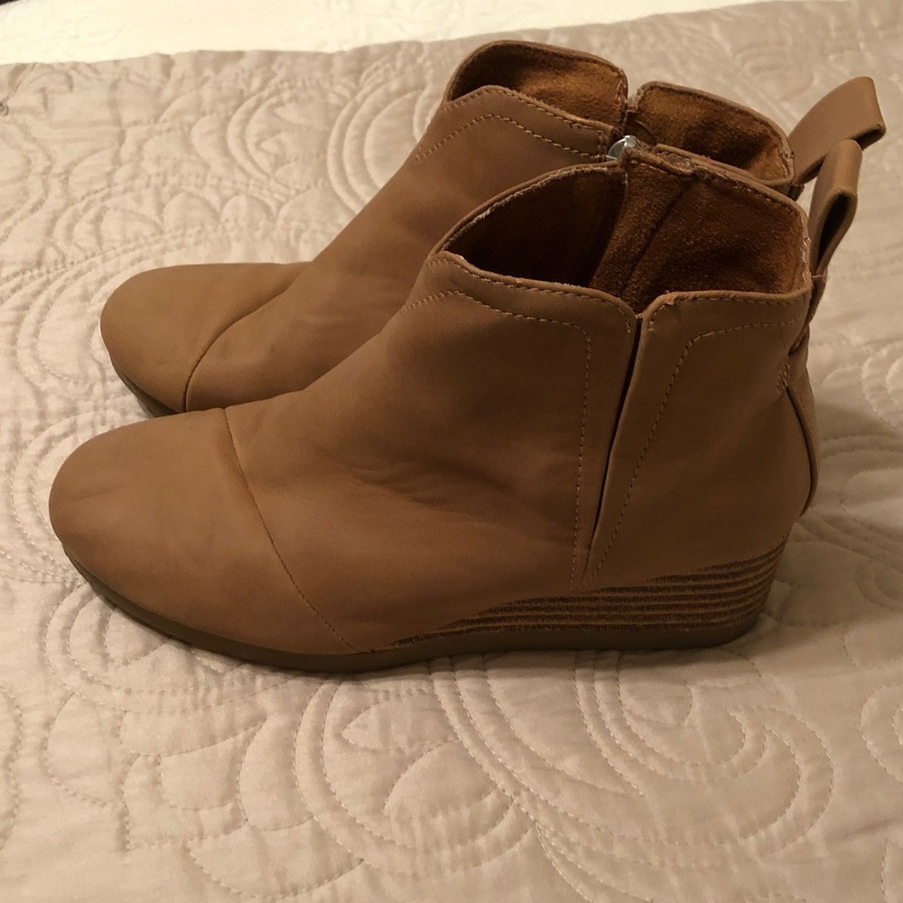 Toms Girls Tan Wedge Ankle Boots